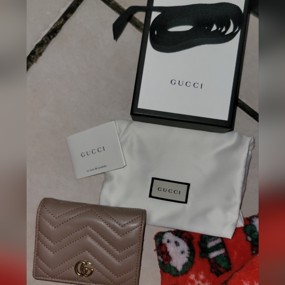Gucci Compact Wallet